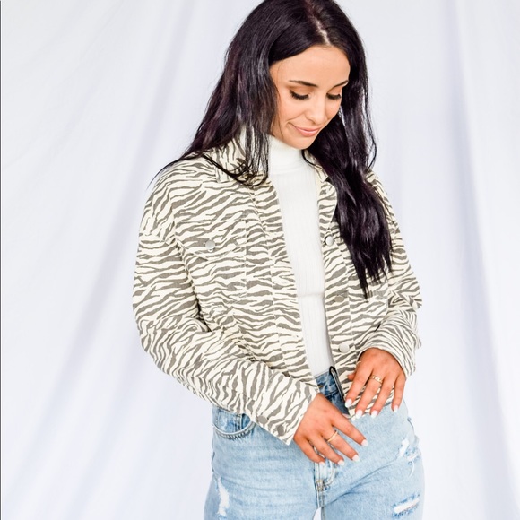 Le Lis Zebra jacket - Picture 1 of 3